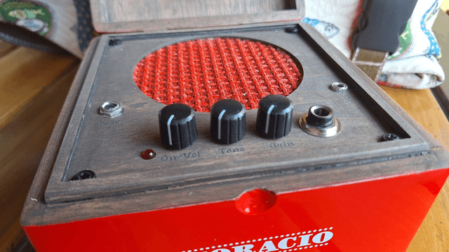 Red Horacio SLED Cigar Box Guitar Amplifier