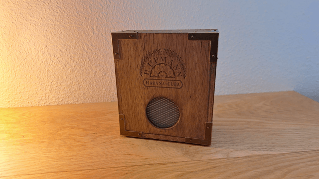 Vintage inspired Bluetooth Speaker