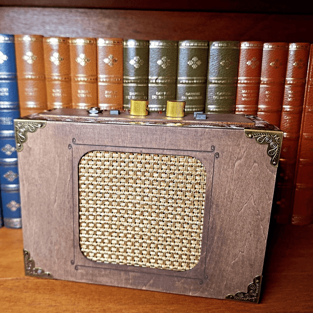 Arturo Fuente Cigar Box Guitar Amplifier
