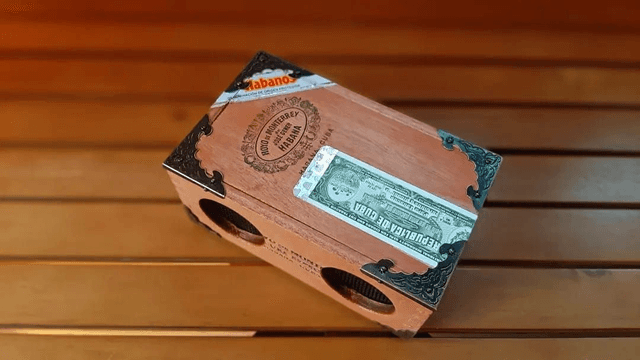 Hoyo de Monterrey Stereo Bluetooth Speaker