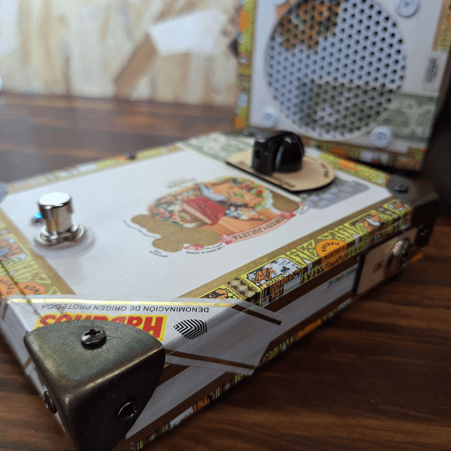 BoxAmps Mojo Tone Distortion Pedal &quot;Romeo y Julieta&quot;